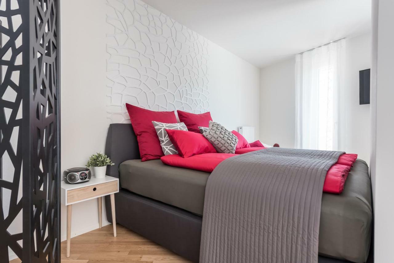 V7 Boutique Appartements Freiburg Bagian luar foto