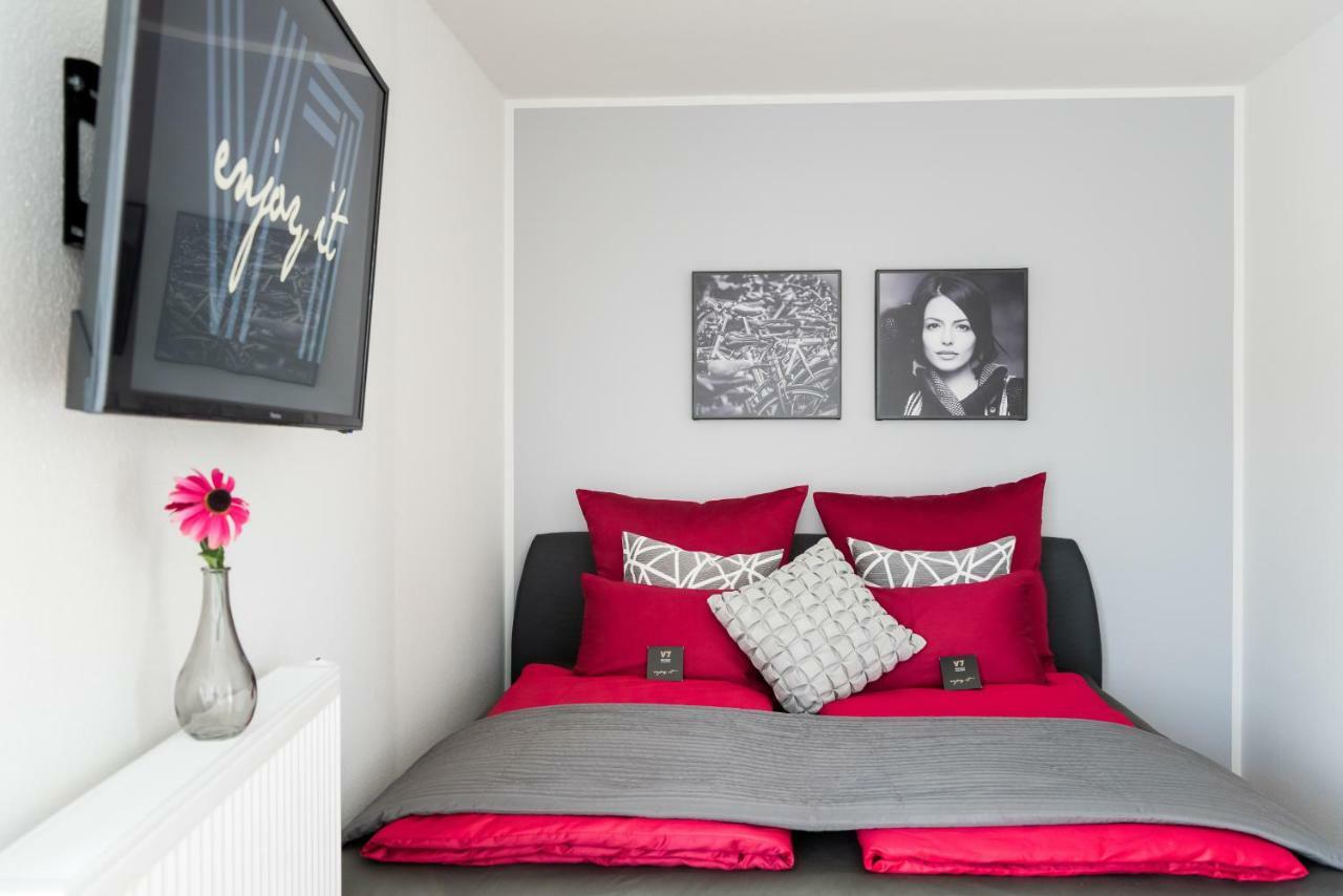 V7 Boutique Appartements Freiburg Bagian luar foto