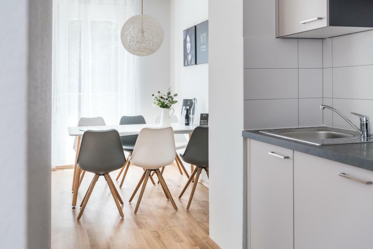 V7 Boutique Appartements Freiburg Bagian luar foto