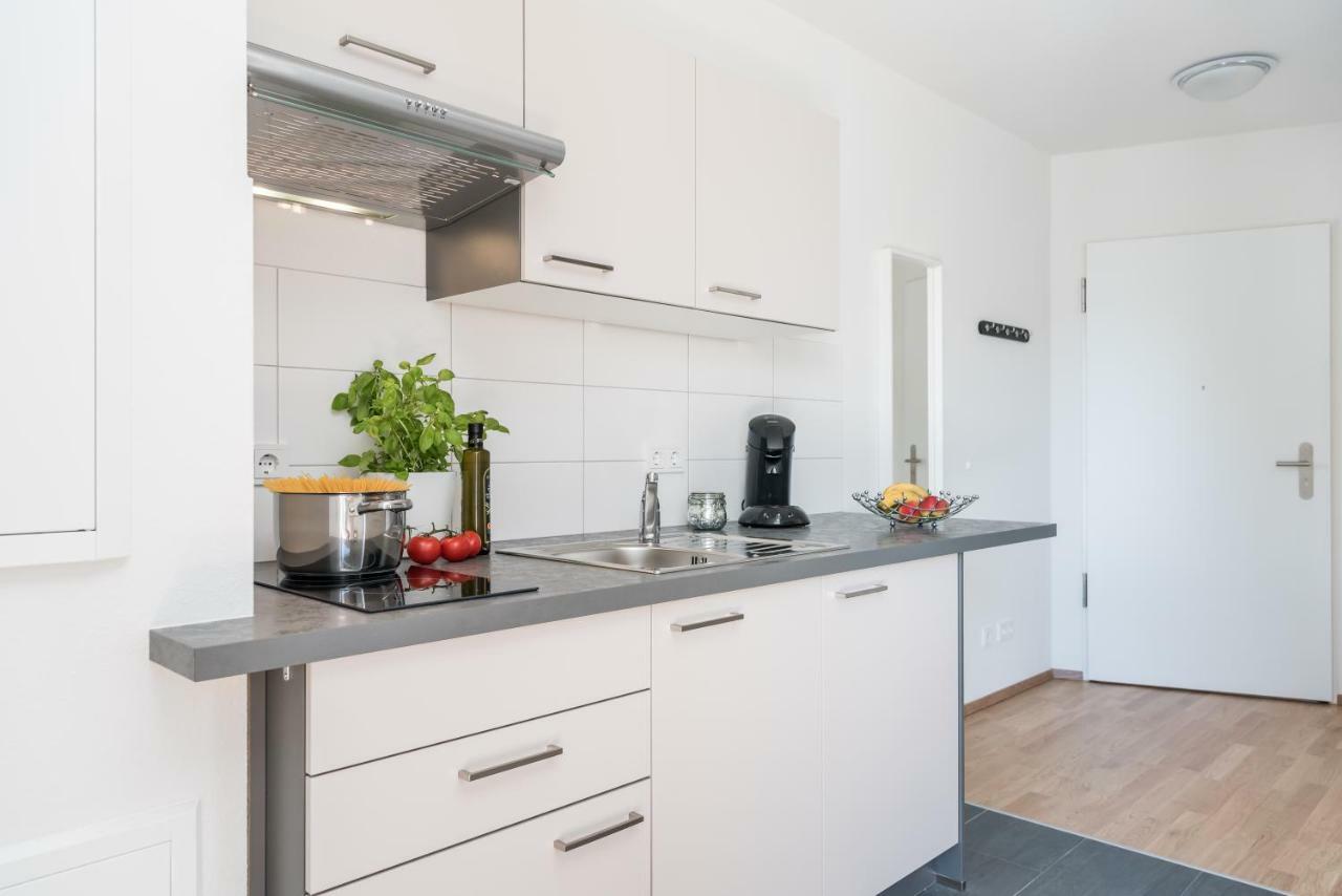 V7 Boutique Appartements Freiburg Bagian luar foto